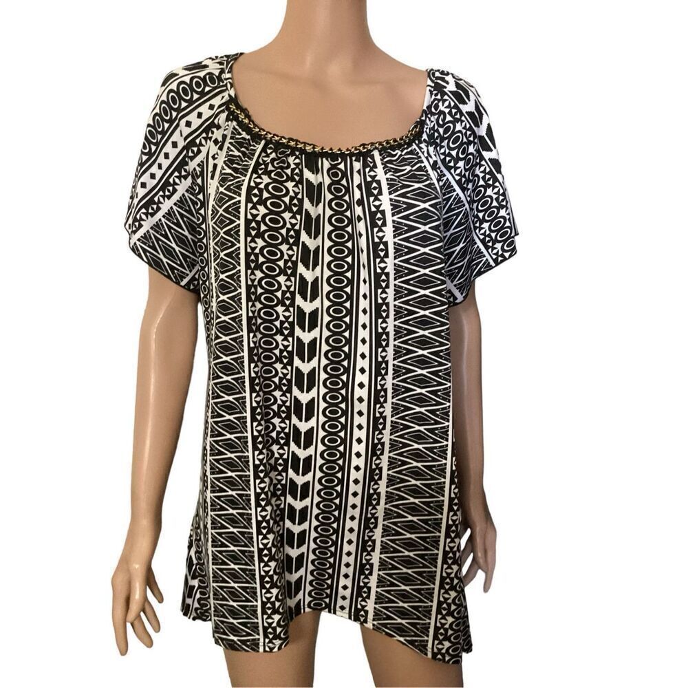 I. N. Studio Woman 2X Black & White Top